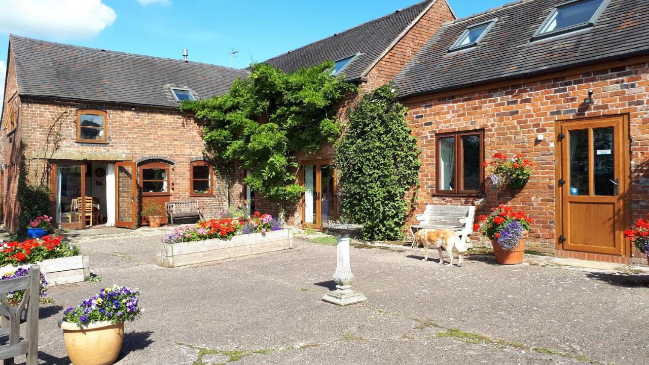 Highfields Farm B&B Stone  Exterior foto