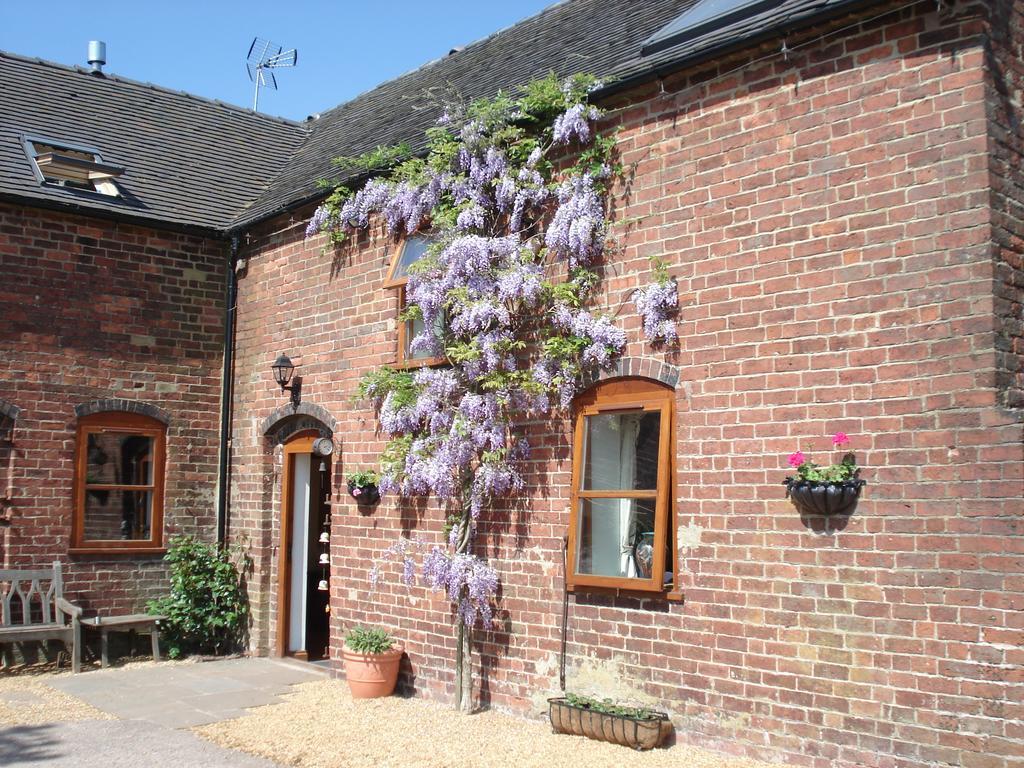Highfields Farm B&B Stone  Exterior foto